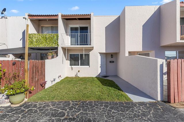 5925 SW 36th Court, Davie, FL 33314