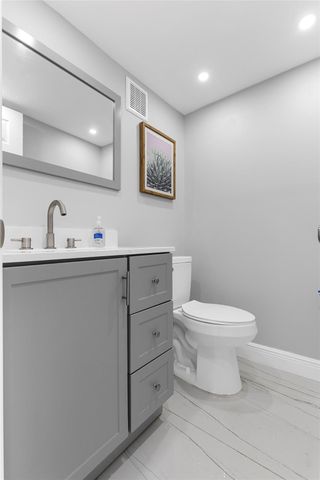 5925 SW 36th Court, Davie, FL 33314