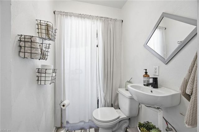 5457 Silbert RD, Norfolk, VA 23509