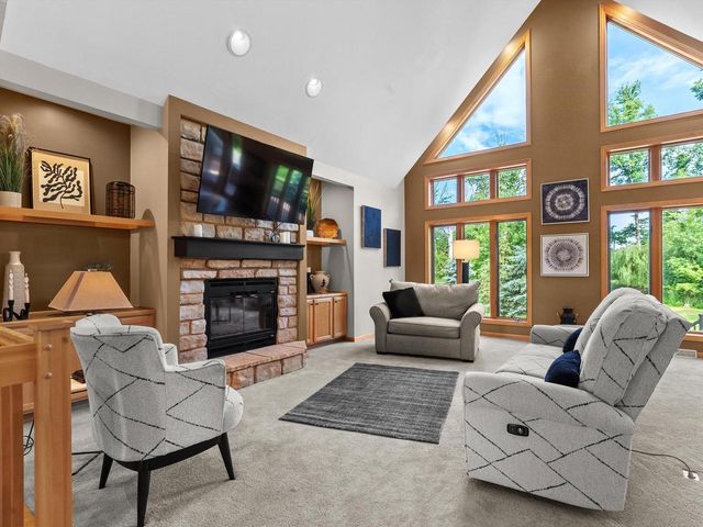 2226 Fairfield LANE, Plymouth, WI 53073