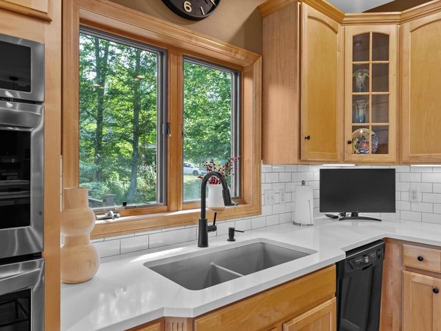 2226 Fairfield LANE, Plymouth, WI 53073