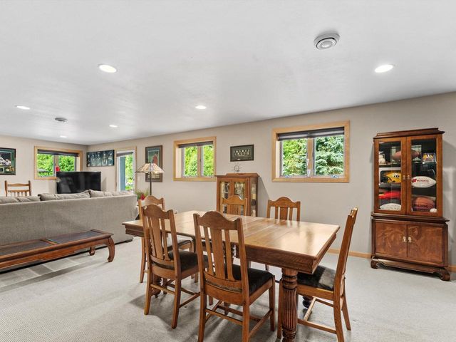 2226 Fairfield LANE, Plymouth, WI 53073