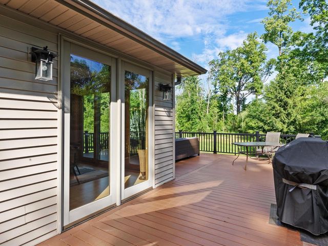 2226 Fairfield LANE, Plymouth, WI 53073