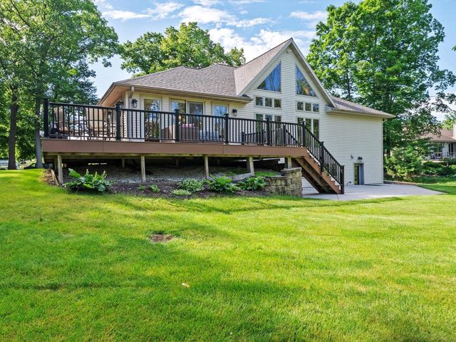 2226 Fairfield LANE, Plymouth, WI 53073
