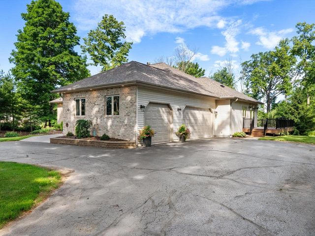 2226 Fairfield LANE, Plymouth, WI 53073