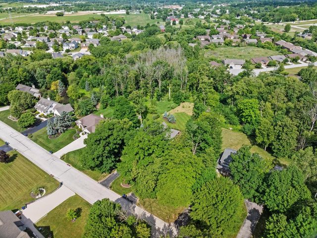 2226 Fairfield LANE, Plymouth, WI 53073
