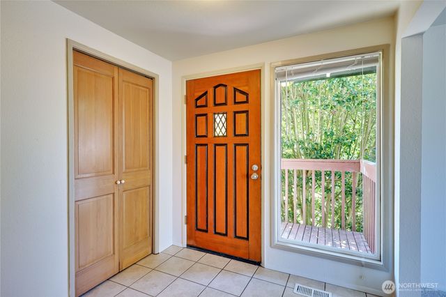 26437 Circle Drive NW, Poulsbo, WA 98370