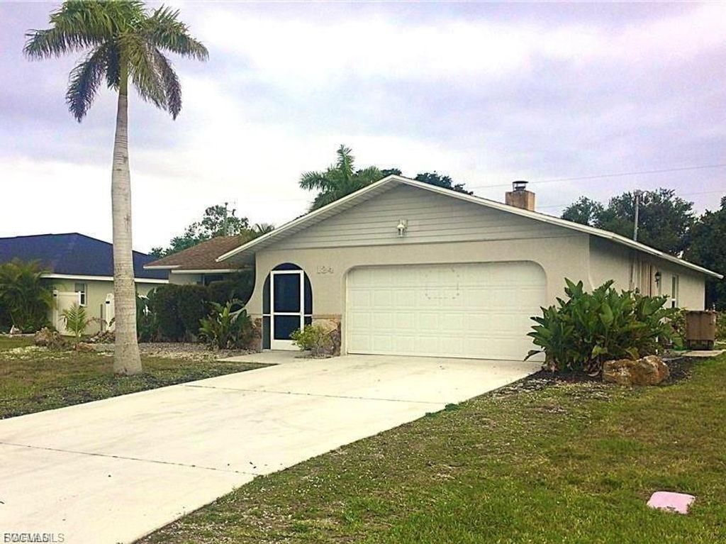 124 SE 31st ST, CAPE CORAL, FL 33904 — exterior