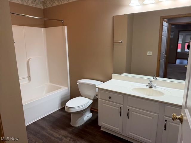 8815 Scotslanding Circle NW, Massillon, OH 44646