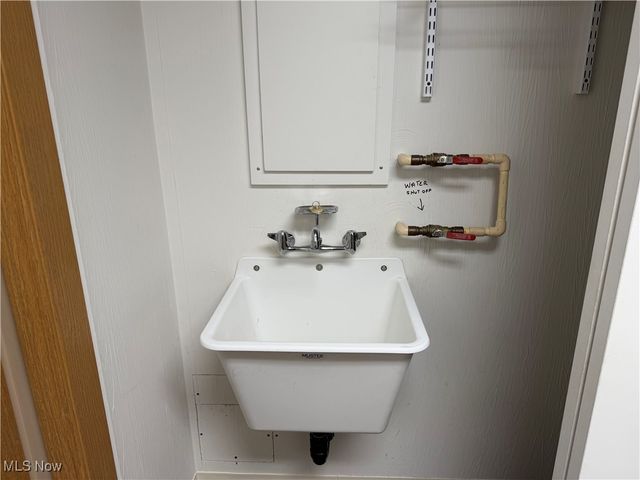 8815 Scotslanding Circle NW, Massillon, OH 44646