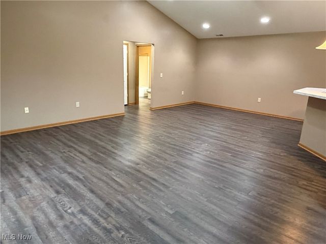 8815 Scotslanding Circle NW, Massillon, OH 44646