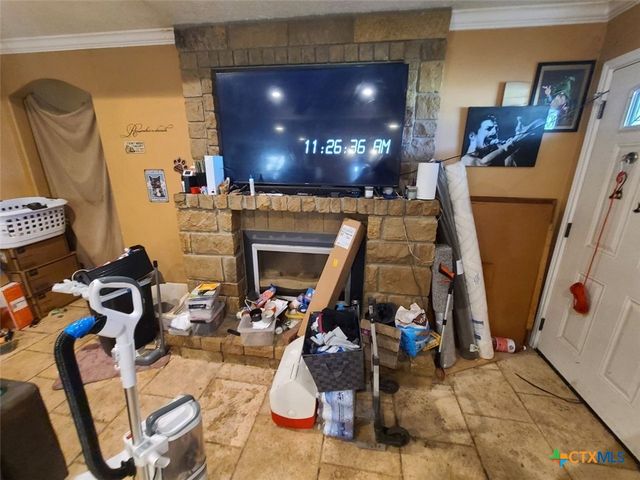 203 N West Street, Yorktown, TX 78164