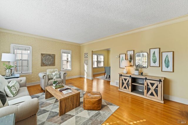 6 Hanns Ave, Vallejo, CA 94590