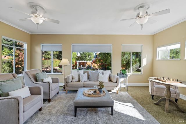 6 Hanns Ave, Vallejo, CA 94590