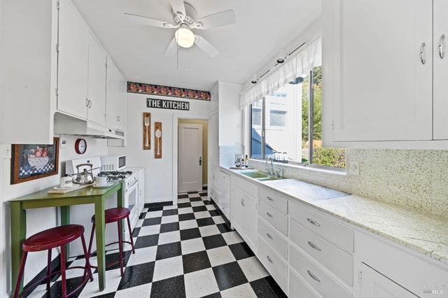 6 Hanns Ave, Vallejo, CA 94590