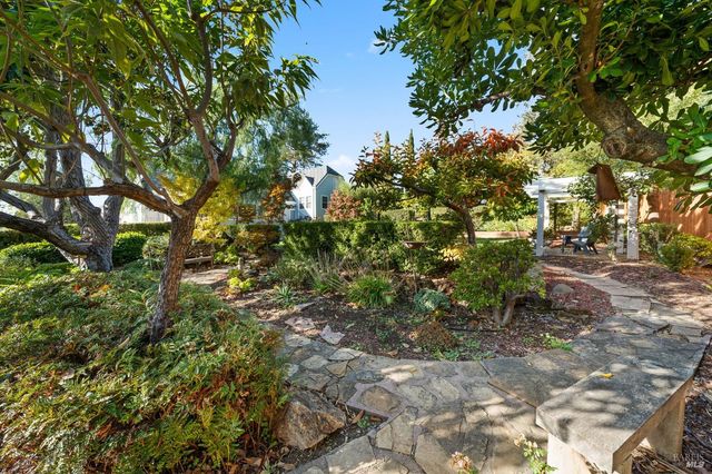 6 Hanns Ave, Vallejo, CA 94590