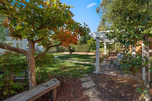 6 Hanns Ave, Vallejo, CA 94590