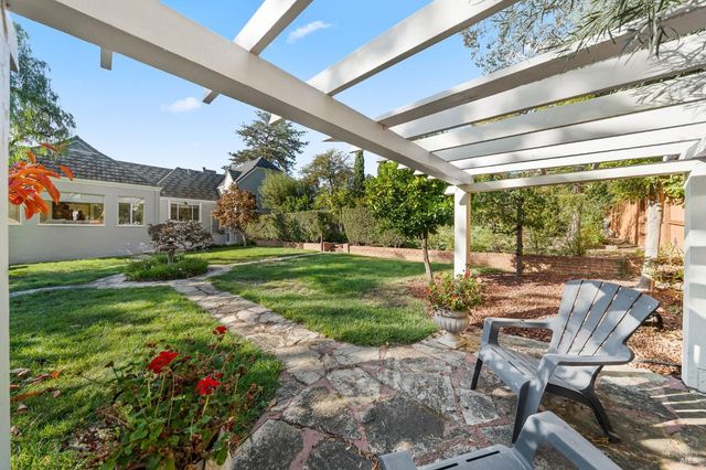 6 Hanns Ave, Vallejo, CA 94590