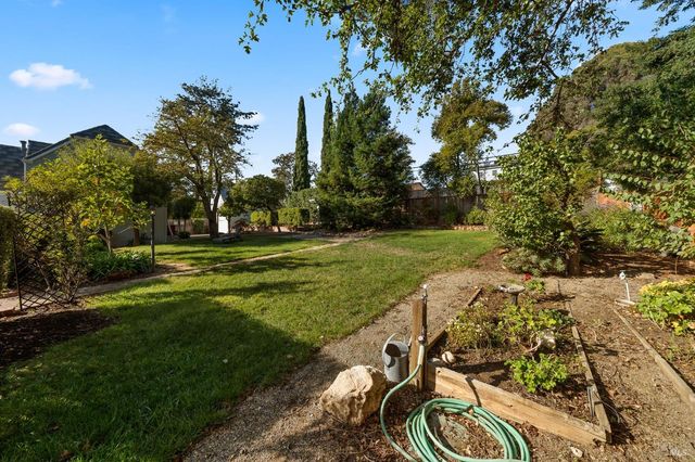 6 Hanns Ave, Vallejo, CA 94590