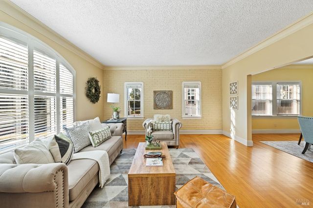 6 Hanns Ave, Vallejo, CA 94590