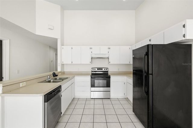 37214 GRASSY HILL LANE, Dade City, FL 33525