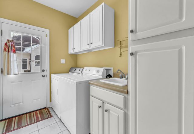 3266 Quincy Ln, Clarksville, TN 37043