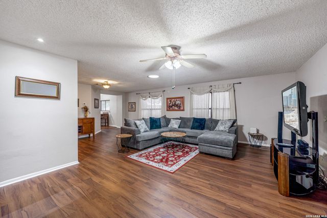 7842 Sandpiper Park, San Antonio, TX 78249