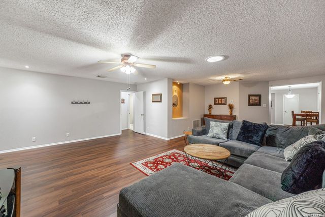 7842 Sandpiper Park, San Antonio, TX 78249