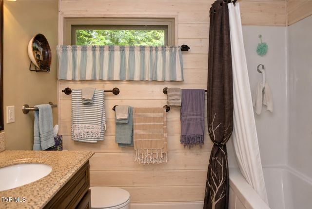 282 Ripshin Lake Road, Roan Mountain, TN 37687