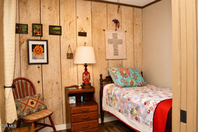 282 Ripshin Lake Road, Roan Mountain, TN 37687