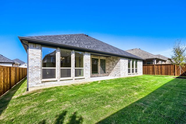 1811 Flowerfield Lane, Mansfield, TX 76063