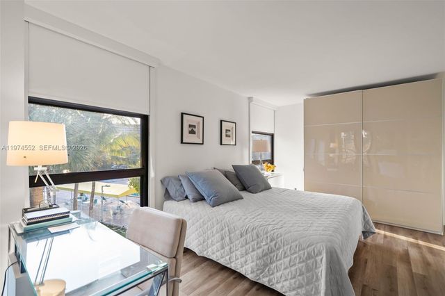 20500 W Country Club Dr 311, Aventura, FL 33180