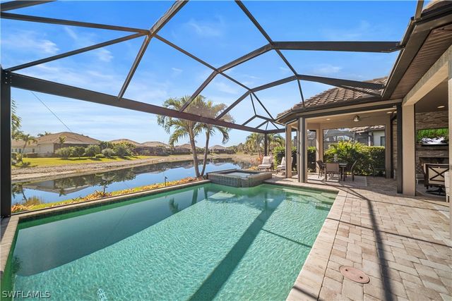 9114 Trivoli TER, Naples, FL 34119