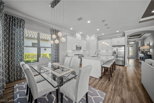 9114 Trivoli TER, Naples, FL 34119