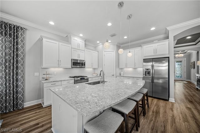 9114 Trivoli TER, Naples, FL 34119