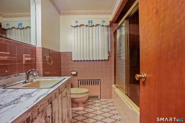 4487 Madison Avenue, Trumbull, CT 06611