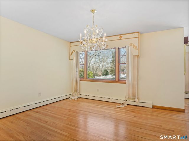 4487 Madison Avenue, Trumbull, CT 06611