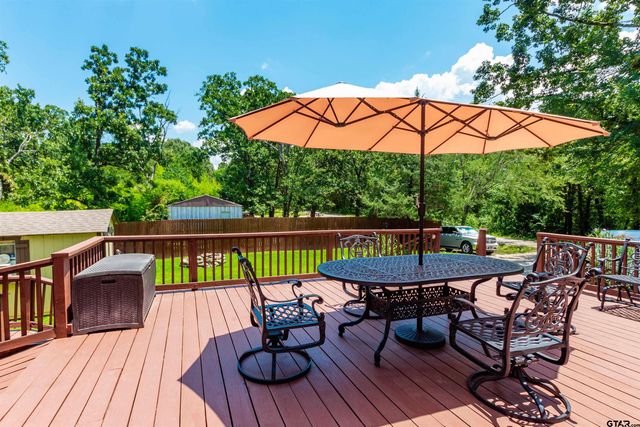 16964 Pine Trail Dr, Flint, TX 75762