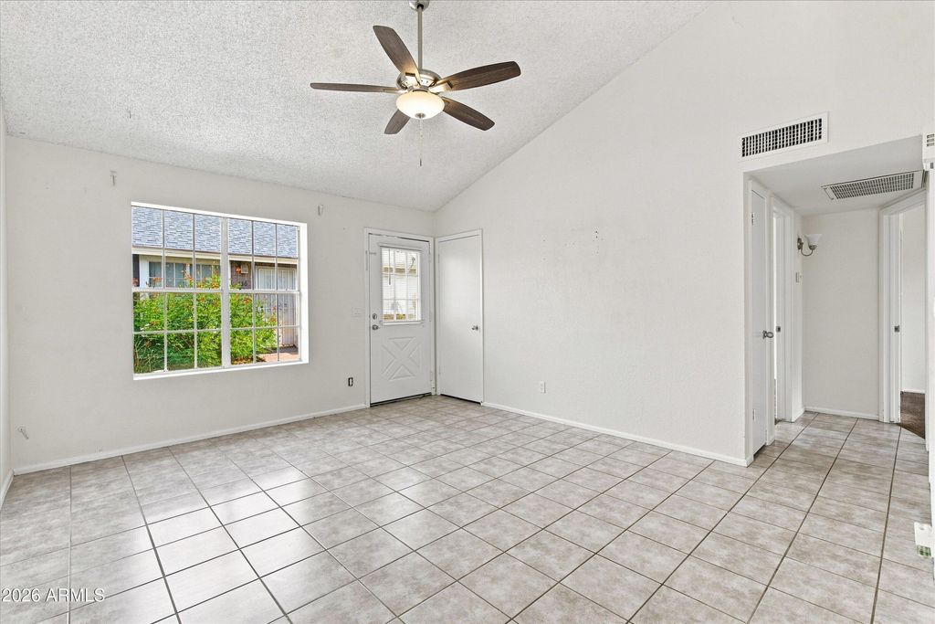 5960 W OREGON Avenue 119, Glendale, AZ 85301 — photo 3