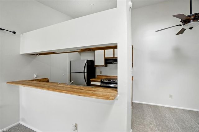 4178 Thalia Station CIR, Virginia Beach, VA 23452