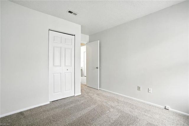 4178 Thalia Station CIR, Virginia Beach, VA 23452