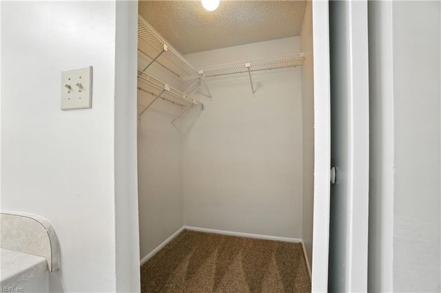 4178 Thalia Station CIR, Virginia Beach, VA 23452