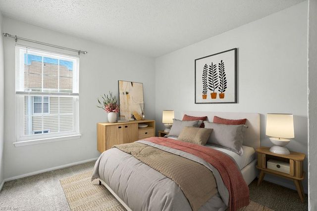 4178 Thalia Station CIR, Virginia Beach, VA 23452