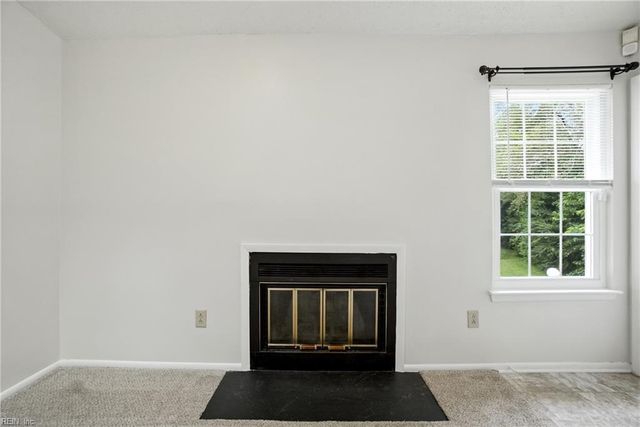 4178 Thalia Station CIR, Virginia Beach, VA 23452