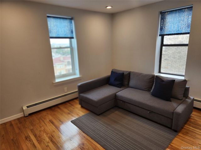 25 W Broadway 501, Long Beach, NY 11561