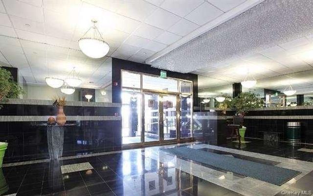 25 W Broadway 501, Long Beach, NY 11561