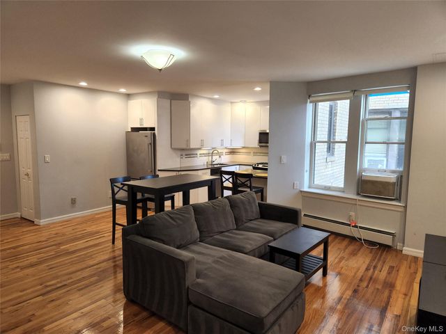 25 W Broadway 501, Long Beach, NY 11561