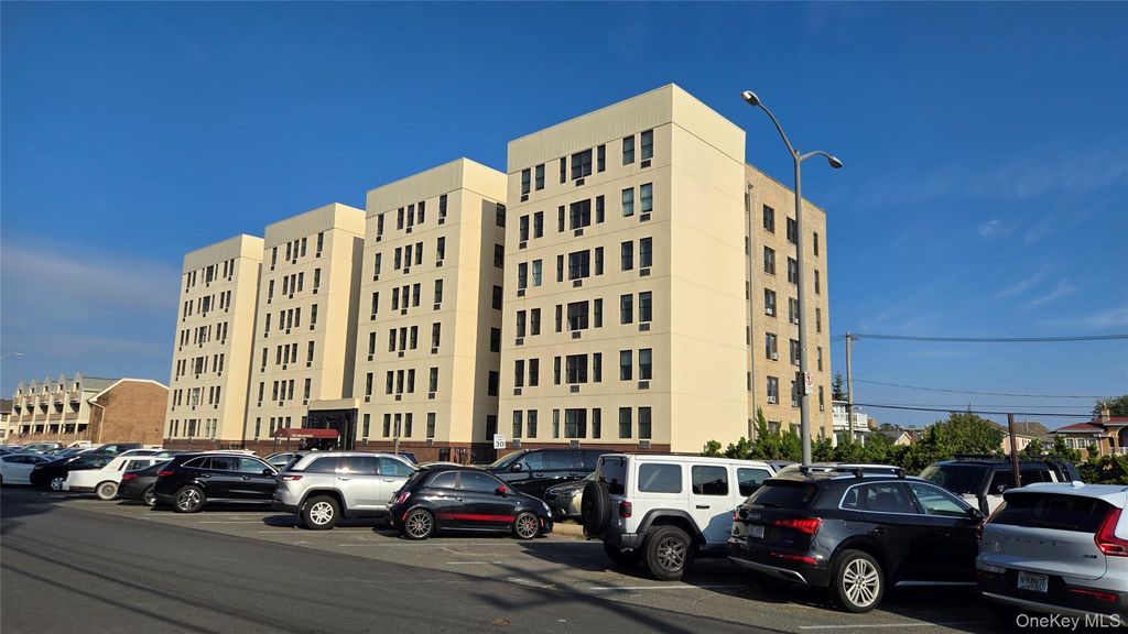 25 W Broadway 501, Long Beach, NY 11561
