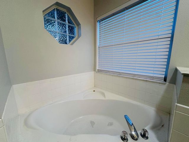 39914 SUNBEAM WAY, Lady Lake, FL 32159