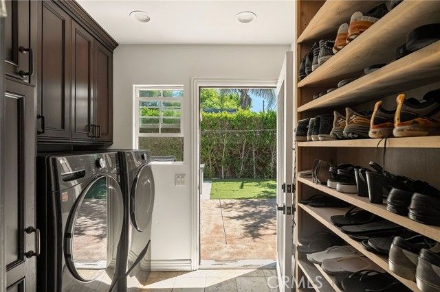 5330 Natick, Sherman Oaks, CA 91411